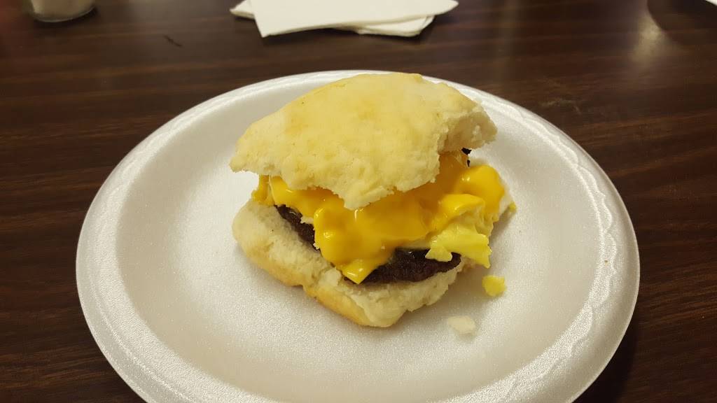 Guys Biscuit Barn | restaurant | 1810 Dr Bramblett Rd, Cumming, GA 30028, USA | 7708891930 OR +1 770-889-1930