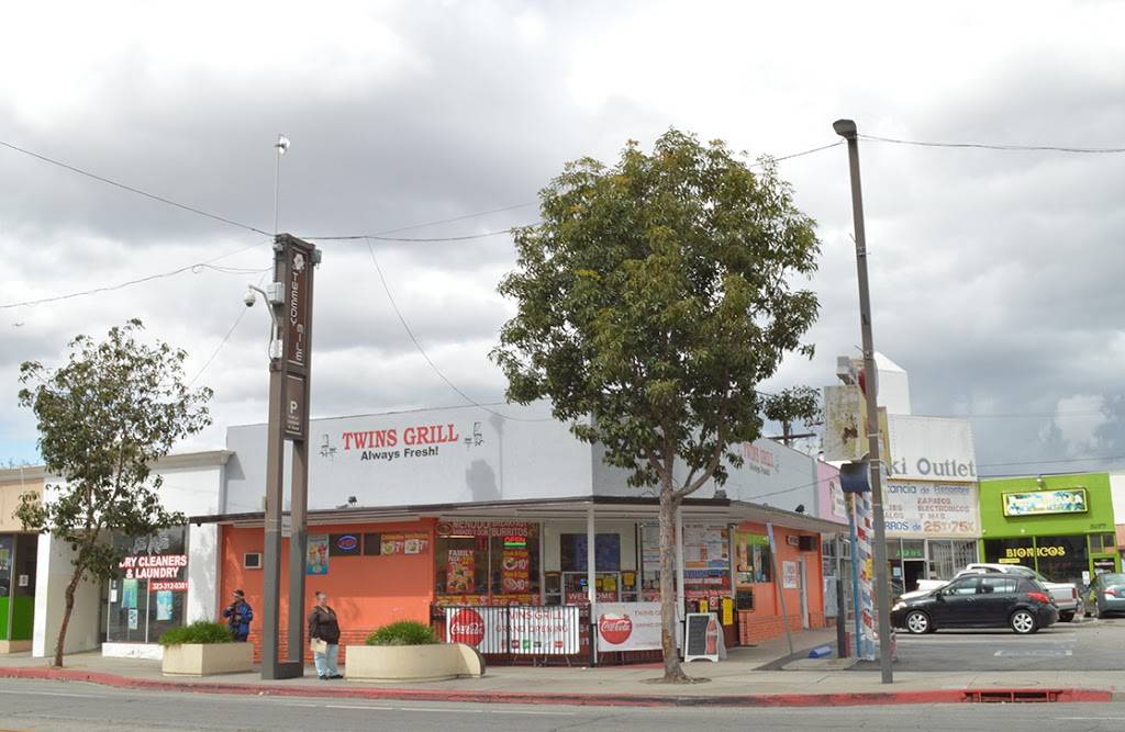 Twins Grill | restaurant | 3469 Tweedy Blvd, South Gate, CA 90280, USA | 3233570906 OR +1 323-357-0906