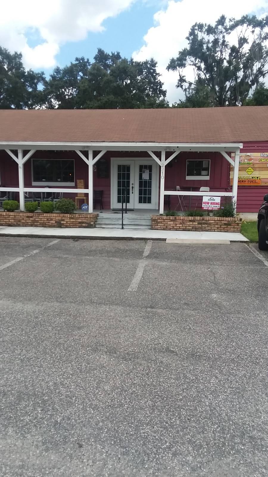 Backwoods Smokehouse & Grill | restaurant | Ocala, FL 34482, USA | 3523512227 OR +1 352-351-2227