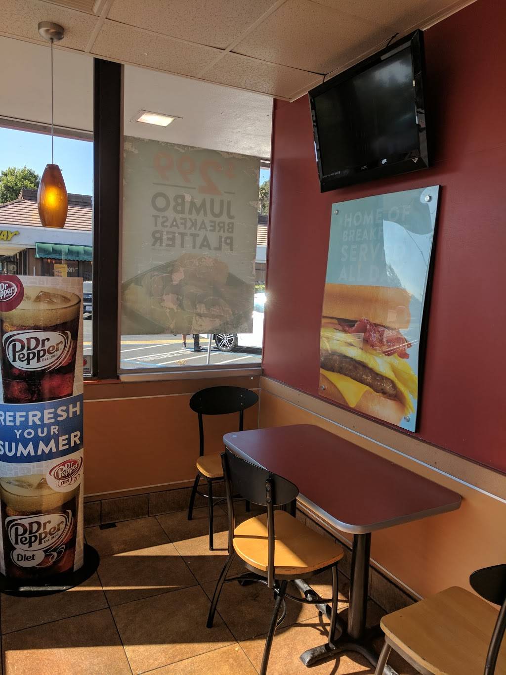 Jack in the Box | restaurant | 25198 Hesperian Blvd, Hayward, CA 94545, USA | 5108765475 OR +1 510-876-5475