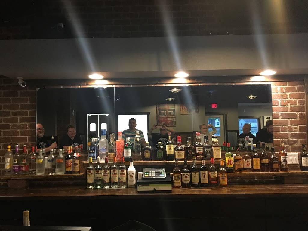 Uncle Georges Bar & Grill | restaurant | 225 Railroad St, Silver Lake, WI 53170, USA | 2628855005 OR +1 262-885-5005