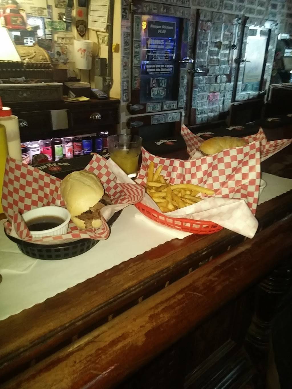 Old Corner Saloon | restaurant | 574 Main St, Copperopolis, CA 95228, USA | 2097853311 OR +1 209-785-3311