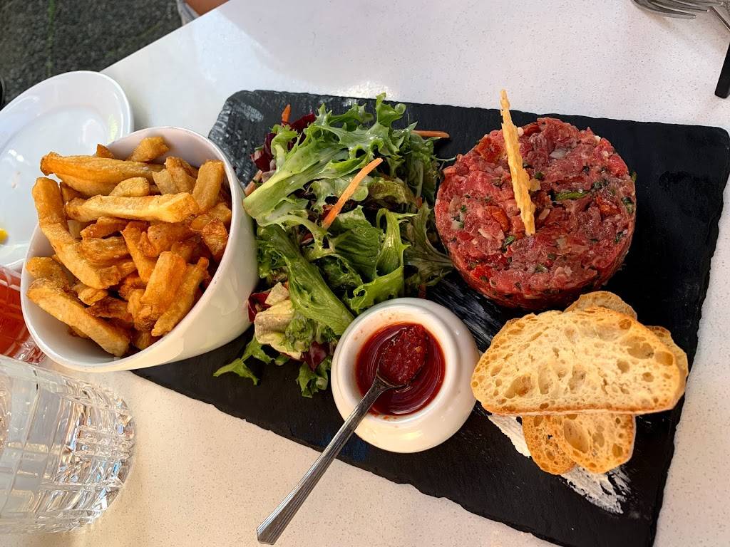 Le Cellier | restaurant | 49 Rue Saint-Jacques, Gatineau, QC J8X 2Y5, Canada | 8192054200 OR +1 819-205-4200