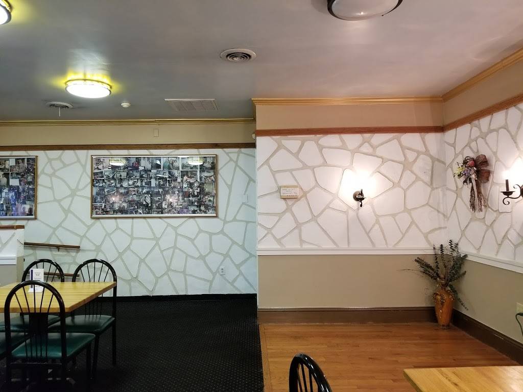 Pizza Club | restaurant | 1275 Bridge St, Dracut, MA 01826, USA | 9784534800 OR +1 978-453-4800