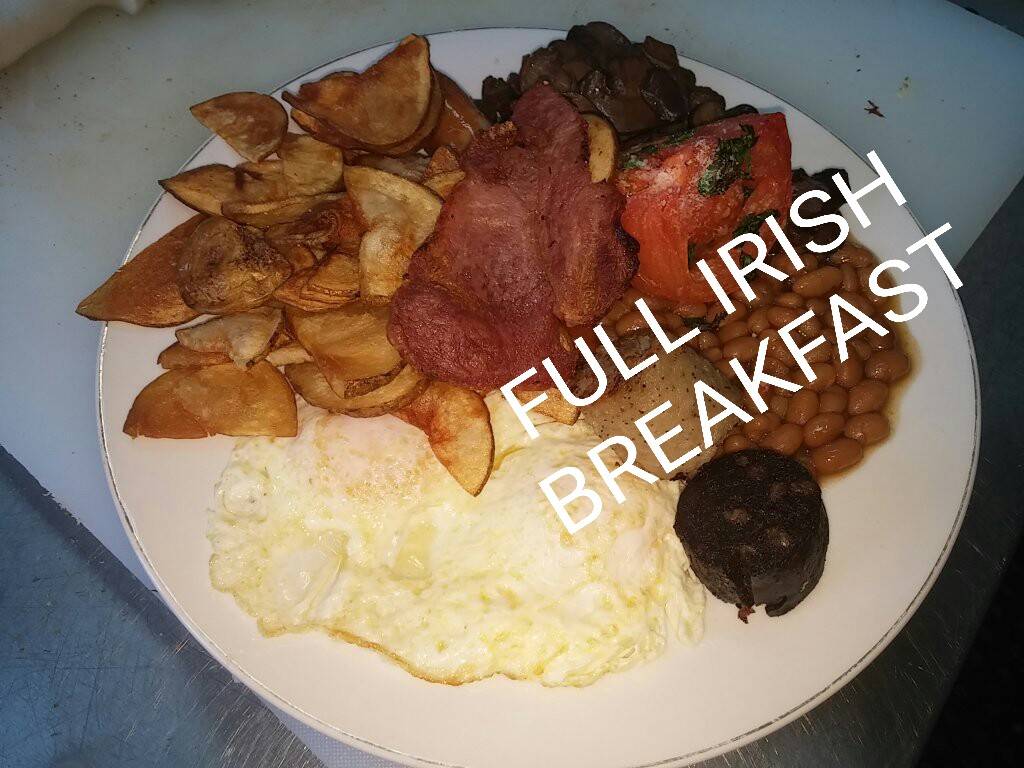 Campbells Irish Pub | restaurant | 4068 S Howell Ave, Milwaukee, WI 53207, USA | 4144834546 OR +1 414-483-4546