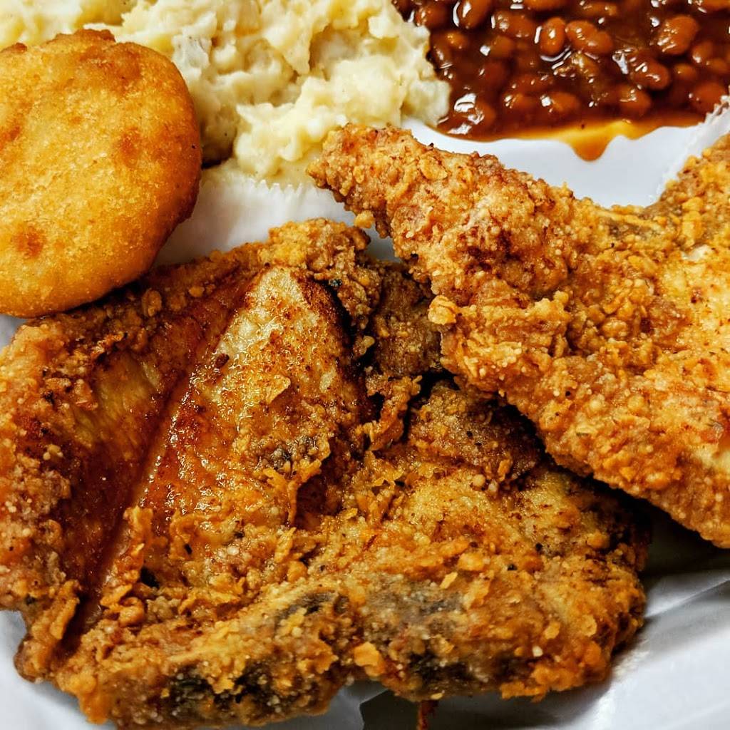 Dolls Family Cafe | restaurant | 2501 Gallatin Ave B, Nashville, TN 37206, USA | 6152264441 OR +1 615-226-4441