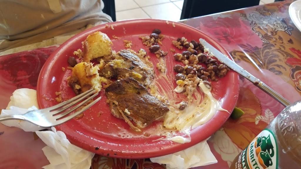 Pupuseria 5 Volcanes | restaurant | 7732 SE 82nd Ave, Portland, OR 97266, USA | 5034774402 OR +1 503-477-4402