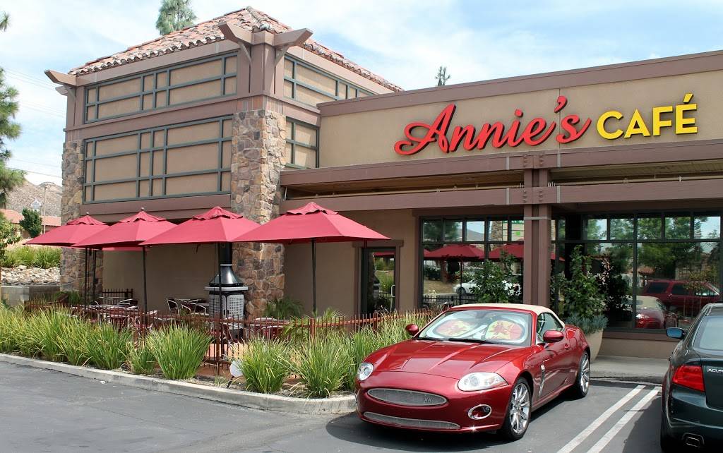 Annies Cafe | restaurant | 32251 Mission Trail #8, Lake Elsinore, CA 92530, USA | 9512456106 OR +1 951-245-6106