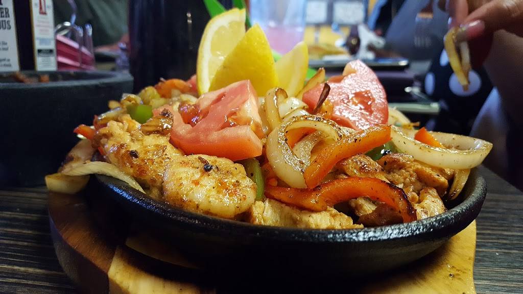 Taco Joes Mexican Restaurant | restaurant | 26659 Highland Ave, Highland, CA 92346, USA | 9098644466 OR +1 909-864-4466