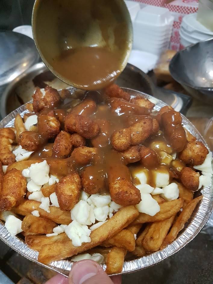 La Poutinerie | restaurant | 1141 Baxter Rd, Ottawa, ON K2C 3R4, Canada | 6134161111 OR +1 613-416-1111