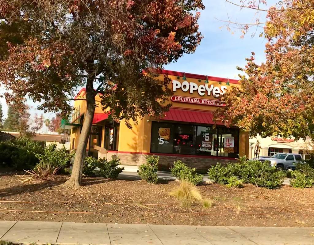 Popeyes Louisiana Kitchen | restaurant | 5227 E Kings Canyon Rd, Fresno, CA 93727, USA | 5594541225 OR +1 559-454-1225