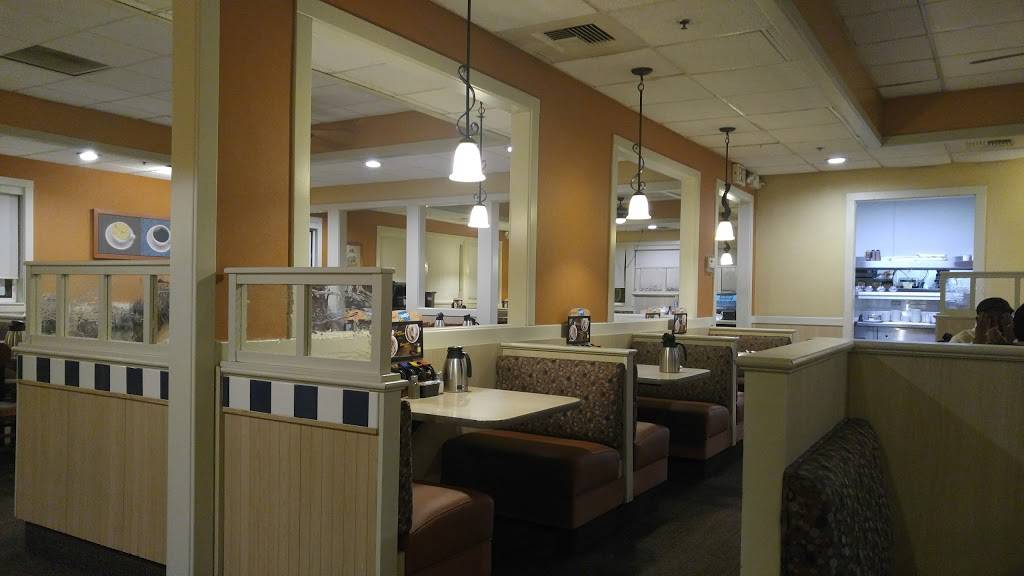 IHOP | restaurant | 1688 N Perris Blvd, Perris, CA 92571, USA | 9519431844 OR +1 951-943-1844