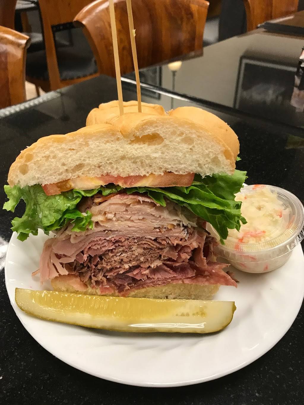 Barristers Deli | meal delivery | 1424 Hamilton Ave, Cleveland, OH 44114, USA | 2166212622 OR +1 216-621-2622