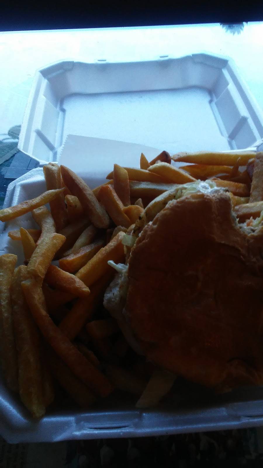 Yanni Pizza | restaurant | 260 W Main St, Hillsboro, NH 03244, USA | 6034644700 OR +1 603-464-4700