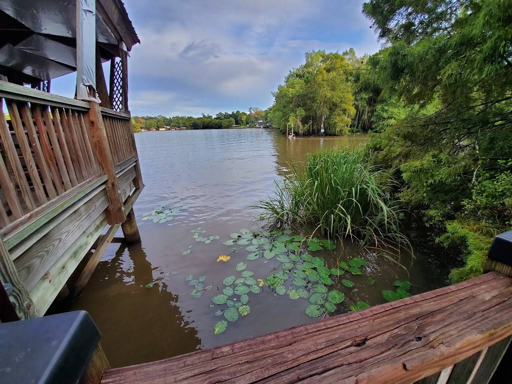 Tin Lizzys Landing | restaurant | 29592 LA-22, Springfield, LA 70462, USA | 2256956787 OR +1 225-695-6787