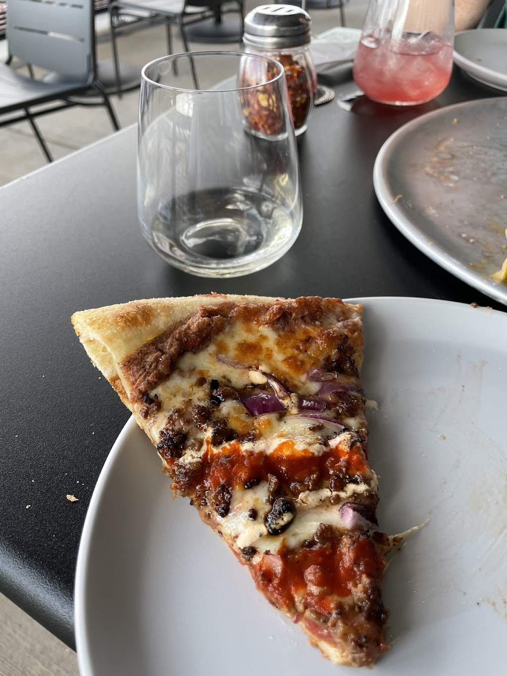 Shoot The Moon | restaurant | 8155 Long Point Rd, Houston, TX 77055, USA | 2818884801 OR +1 281-888-4801