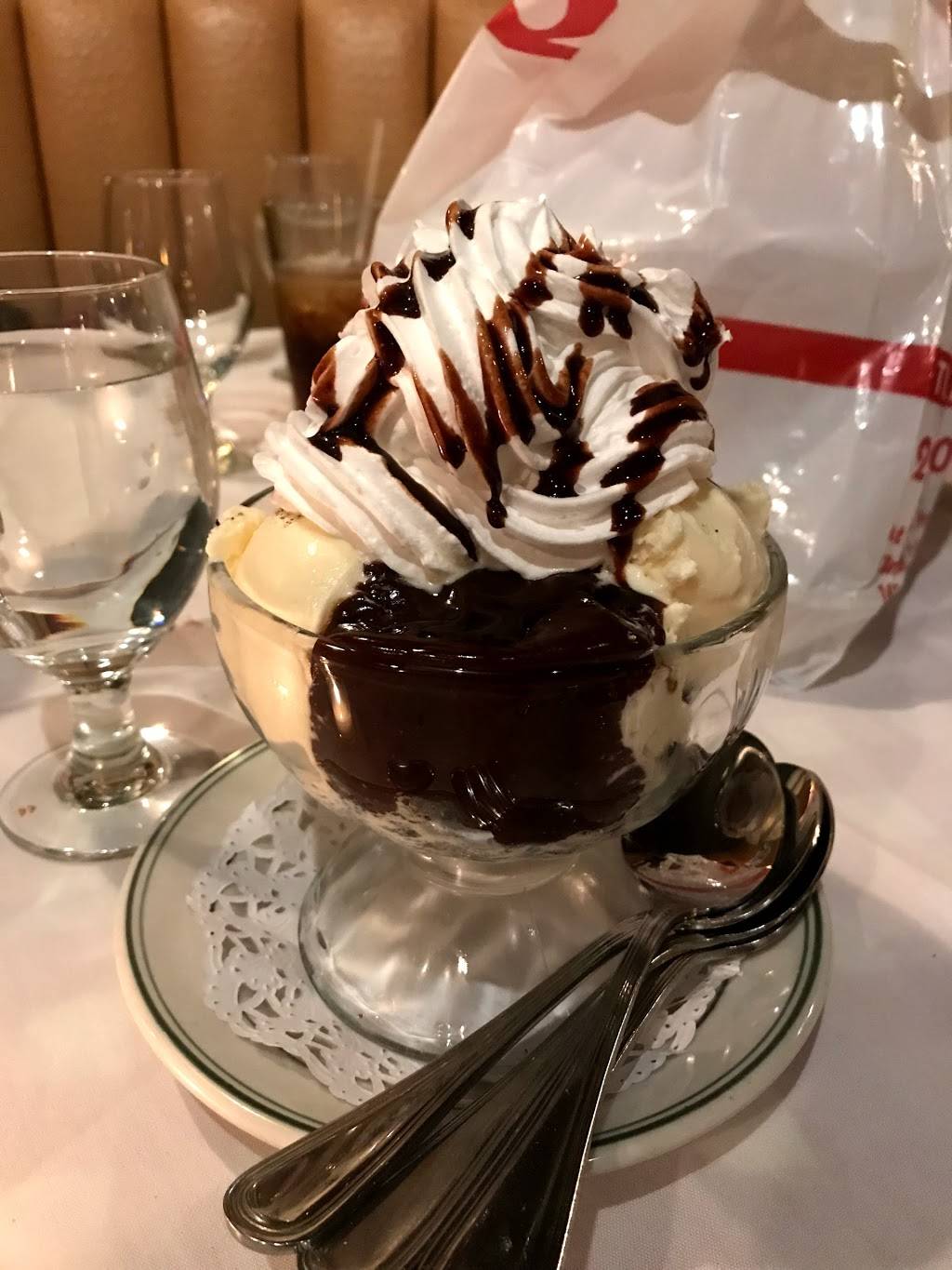 Tonys Di Napoli | restaurant | 1081 3rd Ave, New York, NY 10065, USA | 2128886333 OR +1 212-888-6333