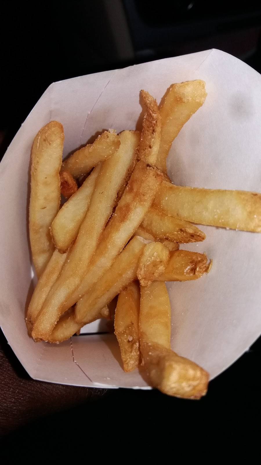 Wendys | restaurant | 27672 Jefferson Ave, Temecula, CA 92590, USA | 9515876151 OR +1 951-587-6151