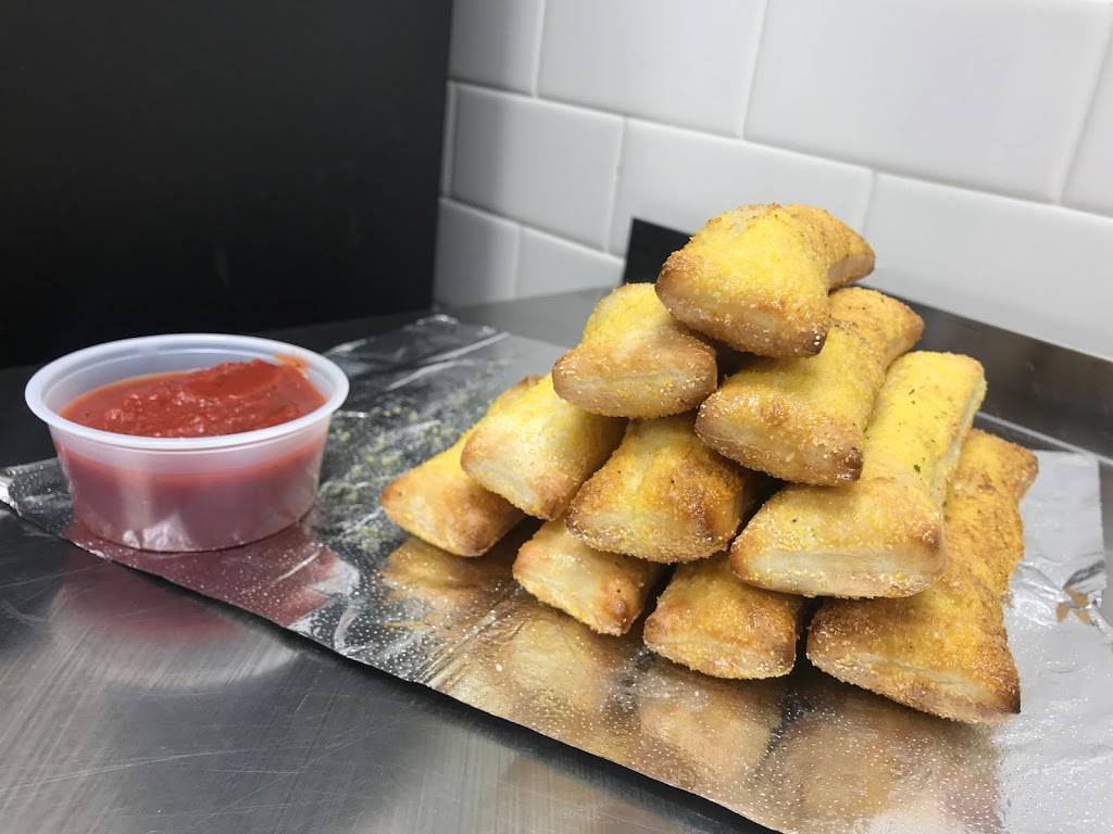 Sun City Slice Pizza (Eastside) | meal delivery | 1505 George Dieter Dr #106, El Paso, TX 79936, USA | 9153135797 OR +1 915-313-5797