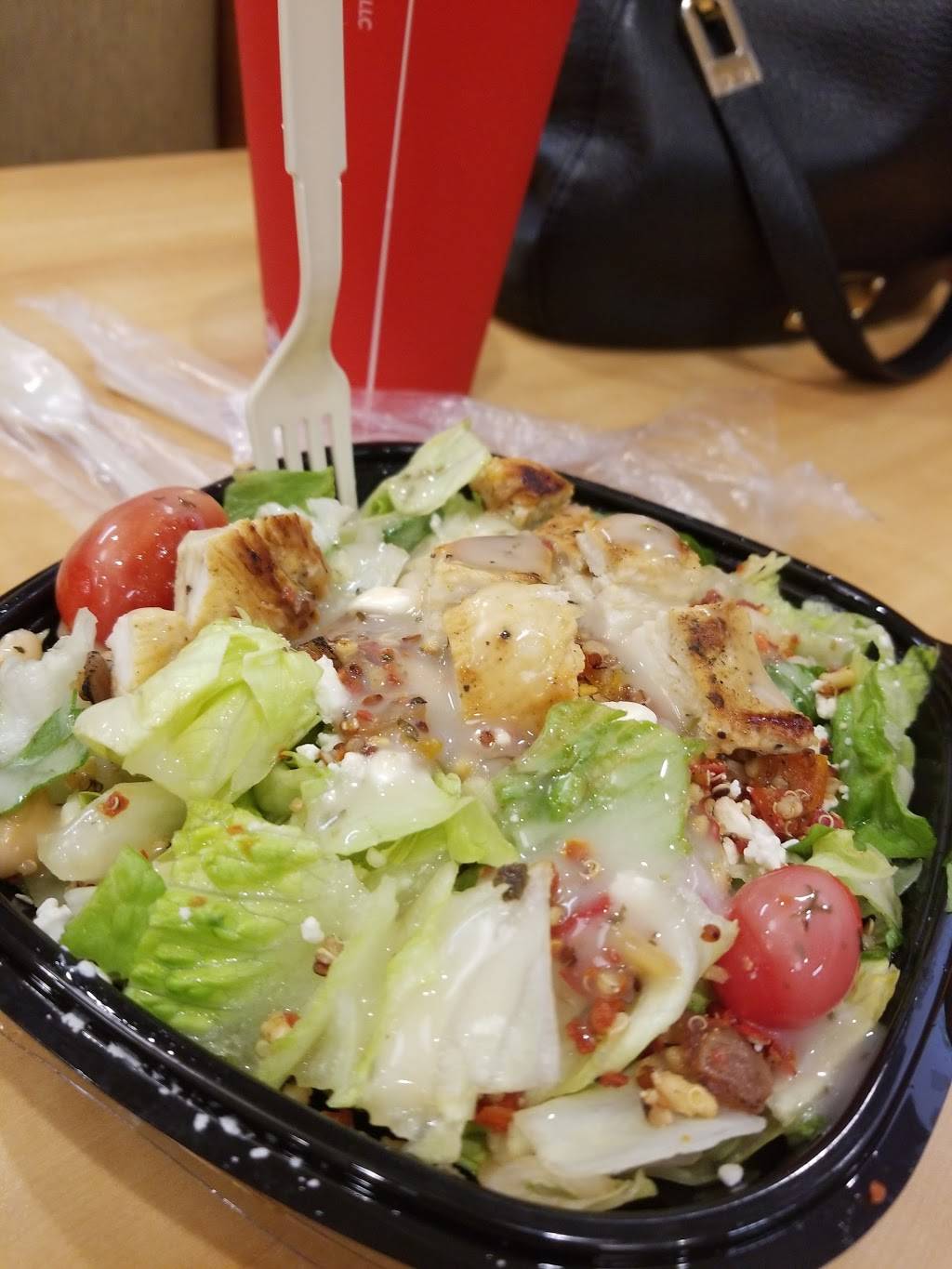 Wendys | restaurant | 3252 N John Young Pkwy, Kissimmee, FL 34741, USA | 4073439478 OR +1 407-343-9478