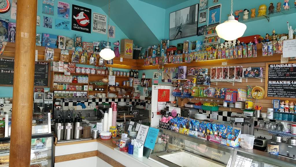 Toy Boat Dessert Cafe | meal takeaway | 401 Clement St, San Francisco, CA 94118, USA | 4157517505 OR +1 415-751-7505