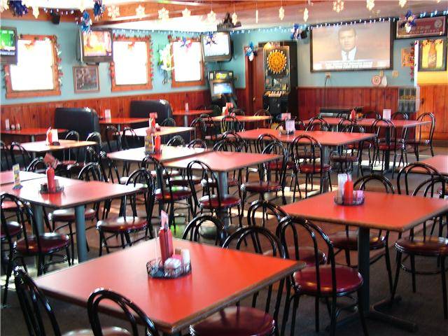 BIGDOGZ GRILL | restaurant | 1750 Bedford St, Johnstown, PA 15902, USA | 8142666814 OR +1 814-266-6814