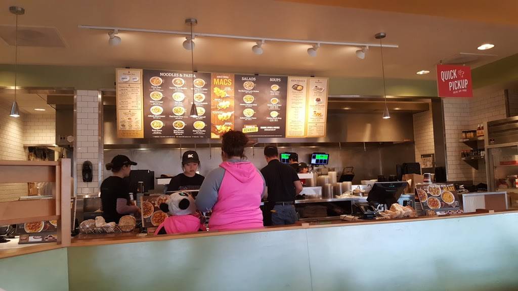 Noodles and Company | restaurant | 2450 E Mason St, Green Bay, WI 54302, USA | 9204693095 OR +1 920-469-3095