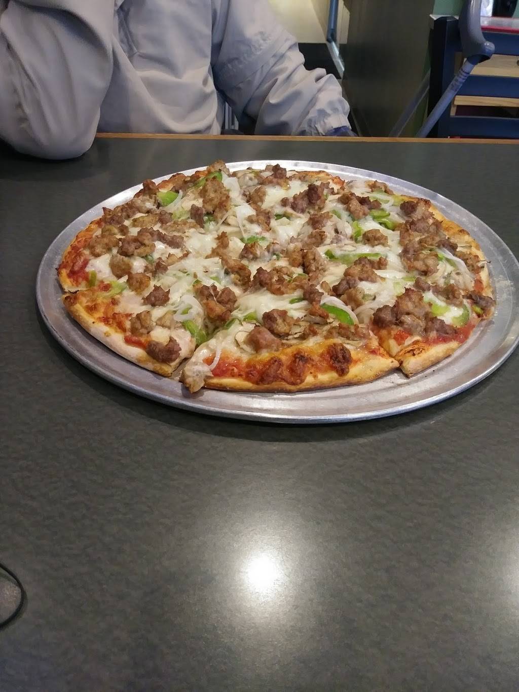 Maestros Pizza | restaurant | 6070 S 12th St, Kalamazoo, MI 49009, USA | 2693722222 OR +1 269-372-2222