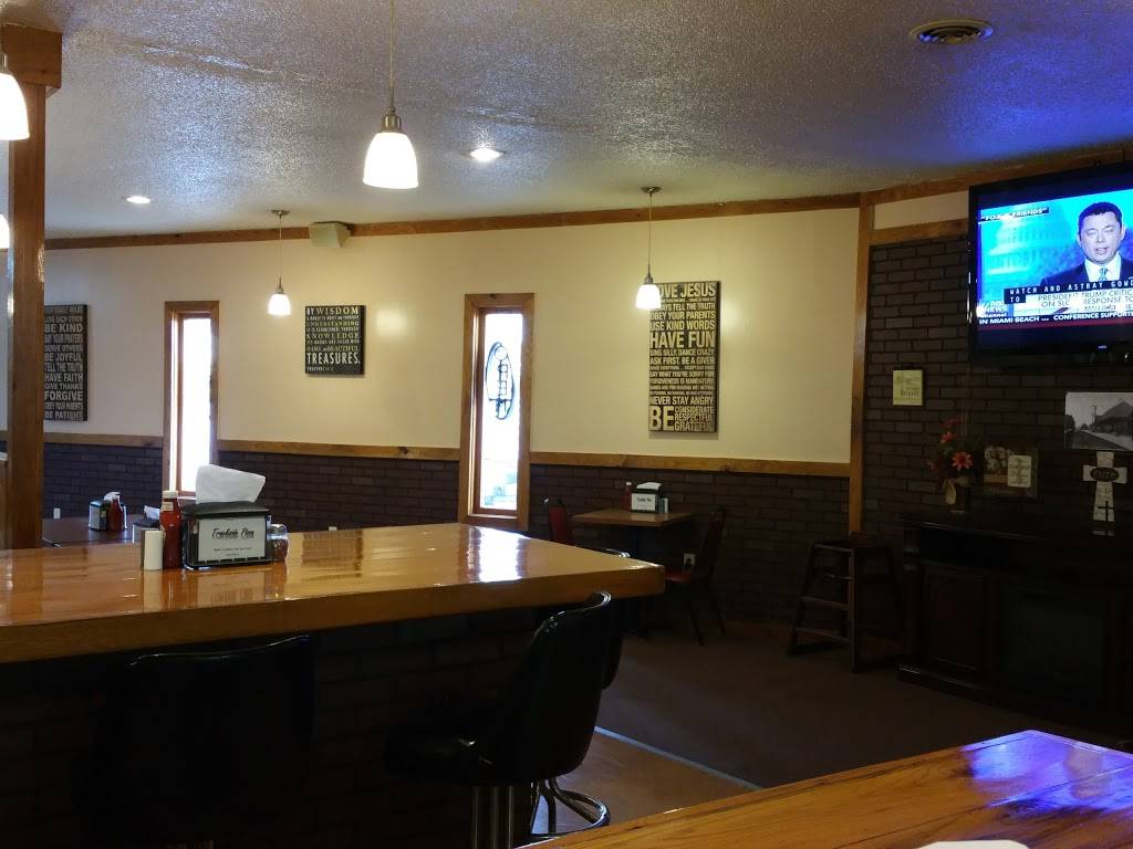 Trackside Pizza | restaurant | 164 N Buckeye St, Osgood, IN 47037, USA | 8126891900 OR +1 812-689-1900