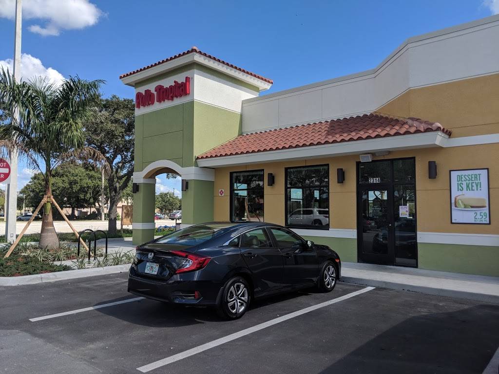 Pollo Tropical | restaurant | 2314 Tyrone Blvd N, St. Petersburg, FL 33710, USA | 7272015825 OR +1 727-201-5825