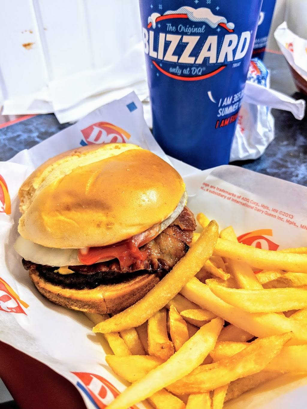 Dairy Queen | restaurant | 401 E 5th St, Metropolis, IL 62960, USA | 6185245454 OR +1 618-524-5454