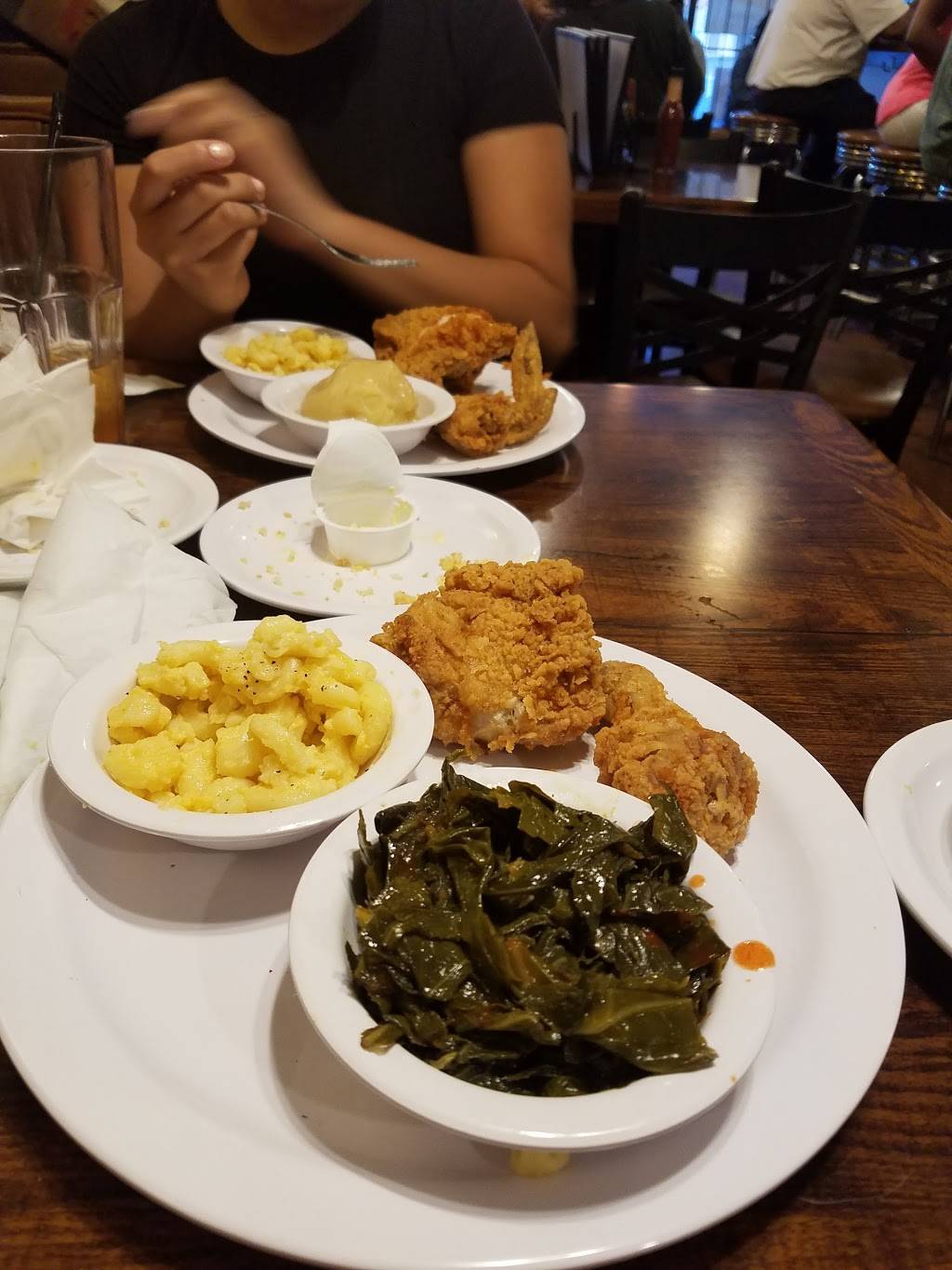 Busy Bee Cafe | restaurant | 810 M.L.K. Jr Dr SW, Atlanta, GA 30314, USA | 4045259212 OR +1 404-525-9212