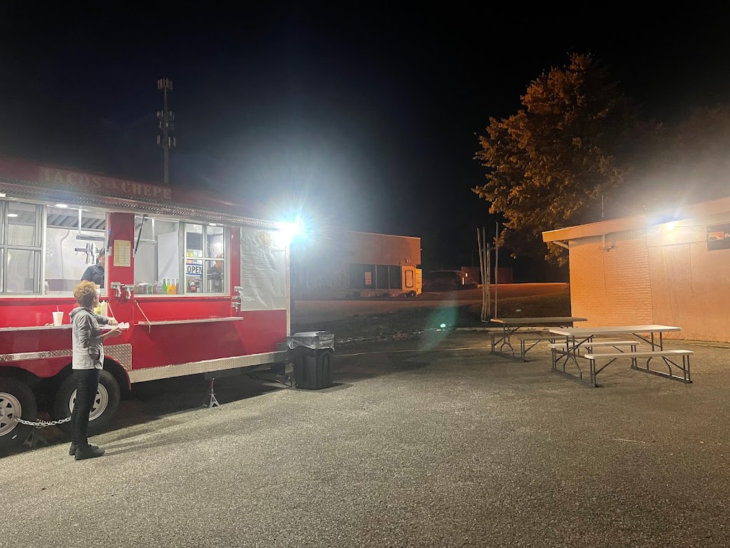 Tacos El Chepe | restaurant | 7701 Shepherdsville Rd, Louisville, KY 40219, USA | 5027943727 OR +1 502-794-3727