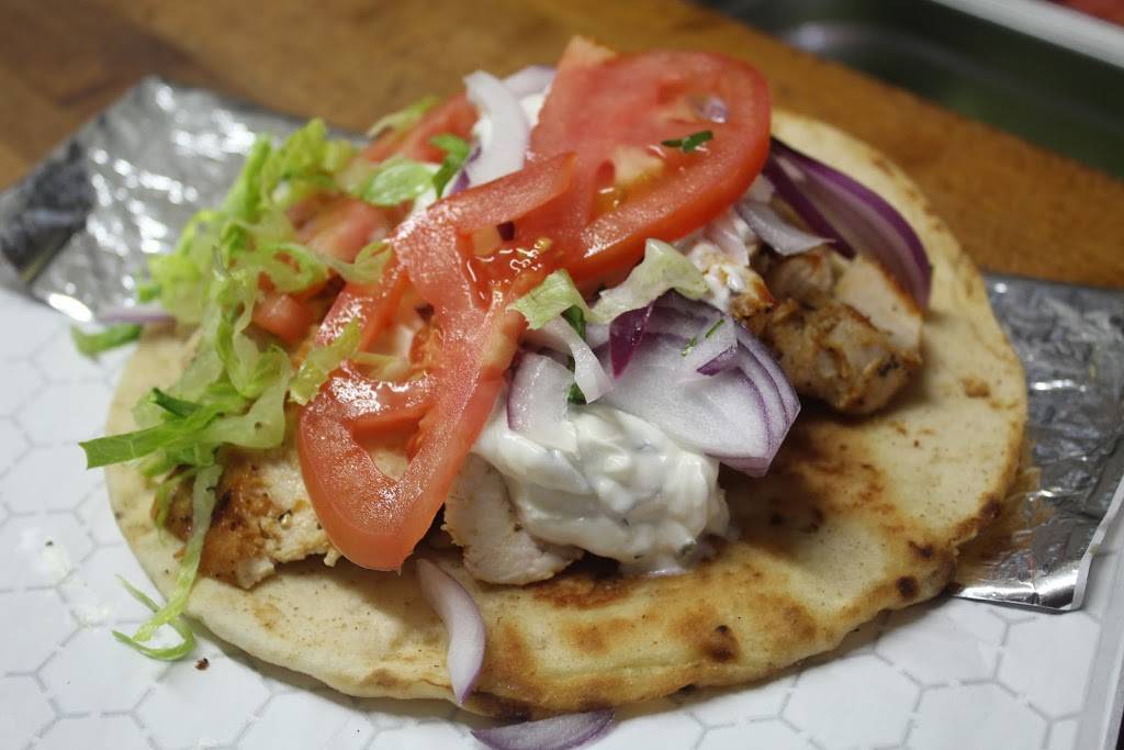 Gyro Station | meal takeaway | 7 Station Plaza, Glen Head, NY 11545, USA | 5166767482 OR +1 516-676-7482