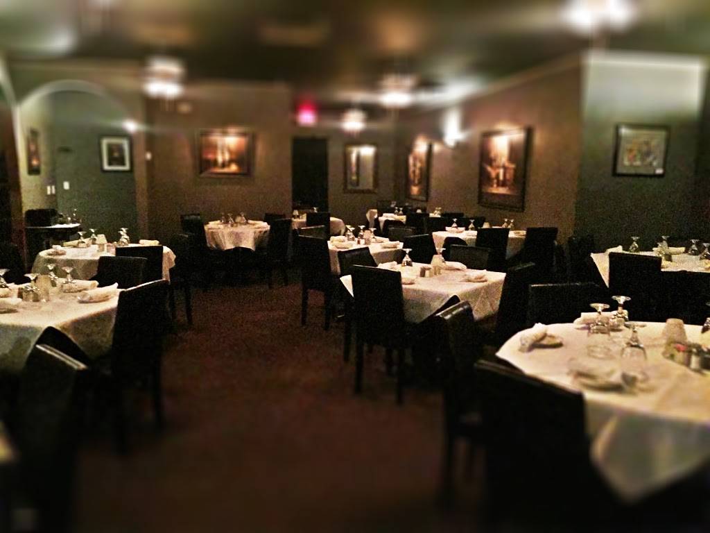 Roma Garden Ristorante | restaurant | 3923 E Thunderbird Rd #113, Phoenix, AZ 85032, USA | 6027885466 OR +1 602-788-5466