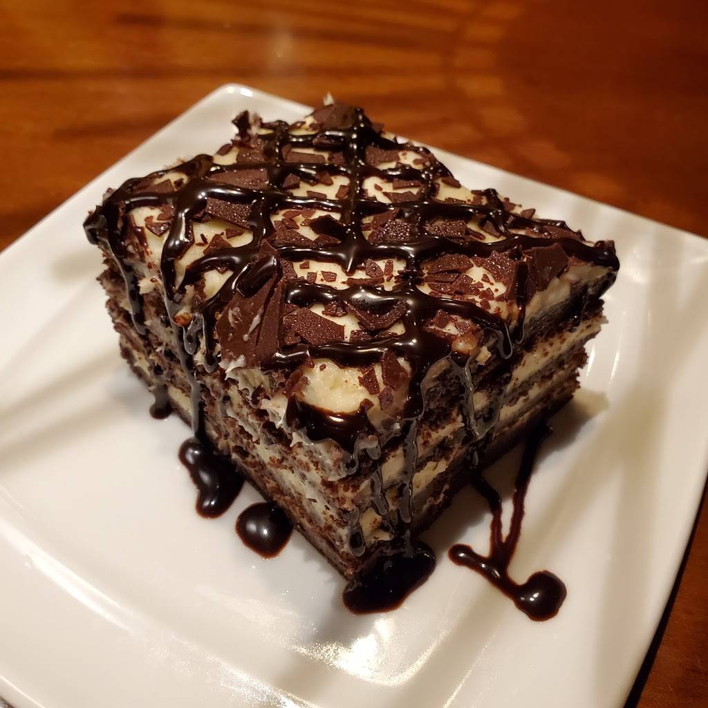 Olive Garden Italian Restaurant | meal takeaway | 1049 W Mercury Blvd, Hampton, VA 23666, USA | 7578258874 OR +1 757-825-8874