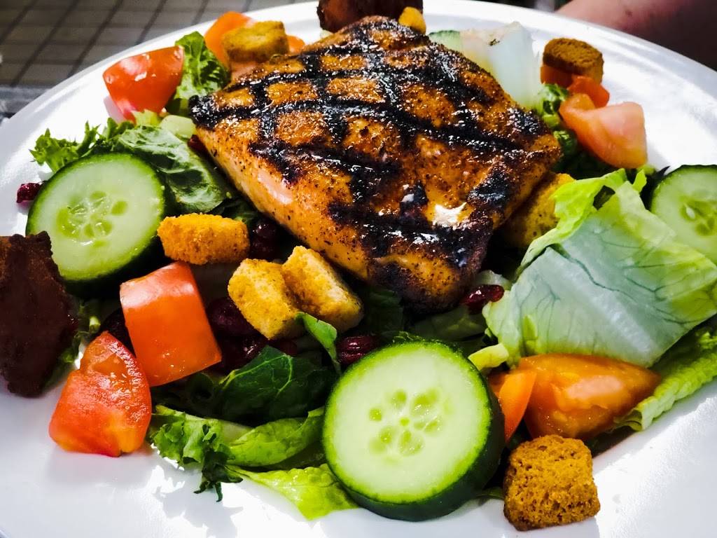 Flying Burger & Seafood Tulsa | restaurant | 312 West 71st St S, Tulsa, OK 74132, USA | 9185616151 OR +1 918-561-6151