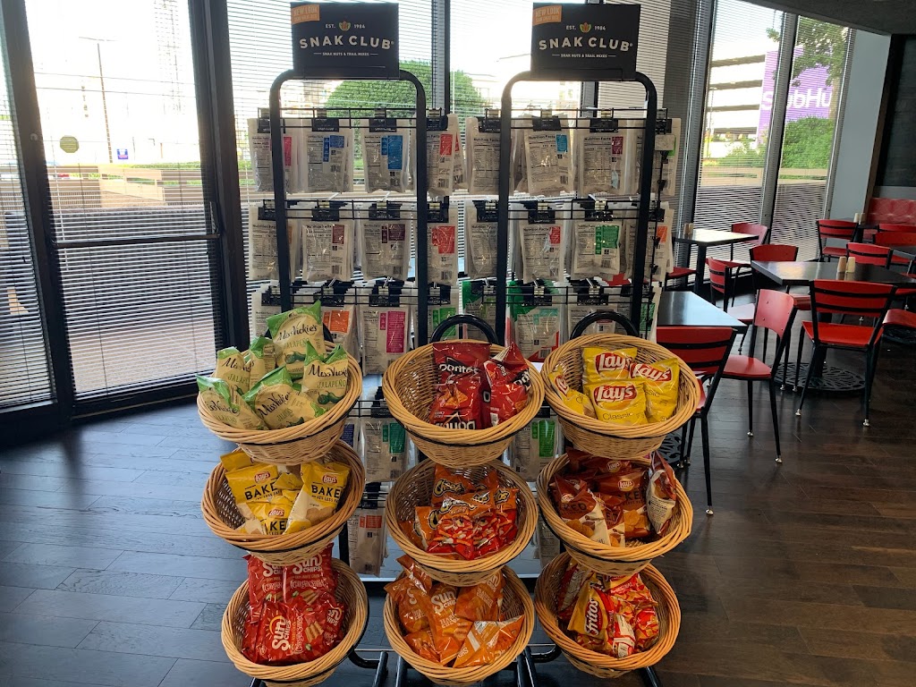 D&M Restaurant and Grill | restaurant | 900 Cir 75 Pkwy SE # 170, Atlanta, GA 30339, USA | 7709334141 OR +1 770-933-4141