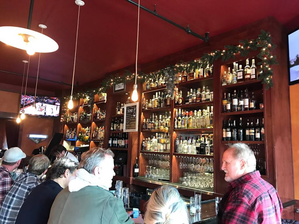 Moodys Bistro Bar & Beats | restaurant | 10007 Bridge St, Truckee, CA 96161, USA | 5305878688 OR +1 530-587-8688