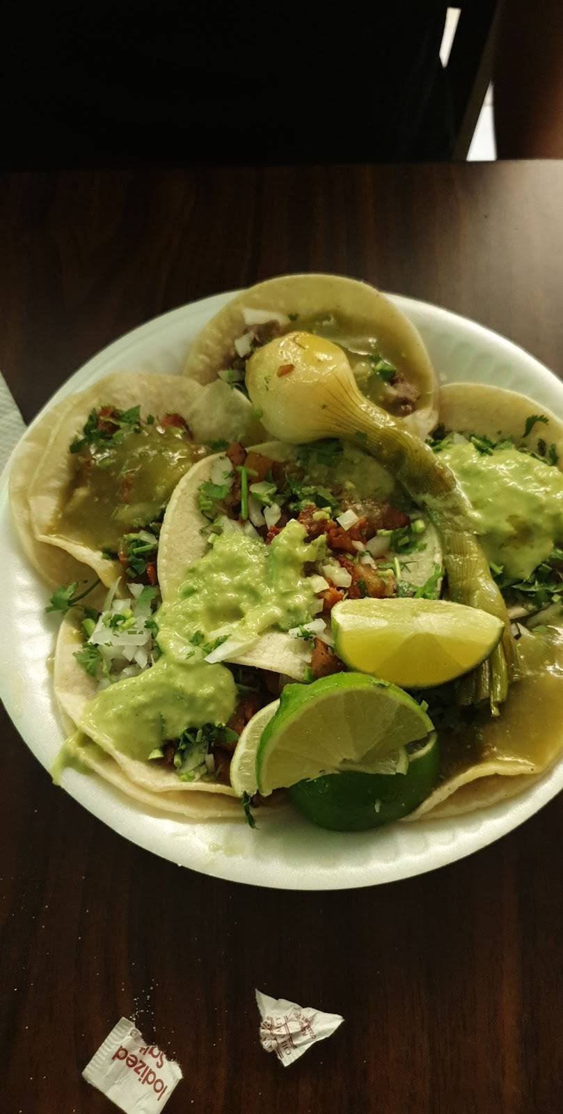 Taqueria El Gallito | restaurant | 2125 S Sheridan Blvd, Denver, CO 80227, USA | 3039846225 OR +1 303-984-6225