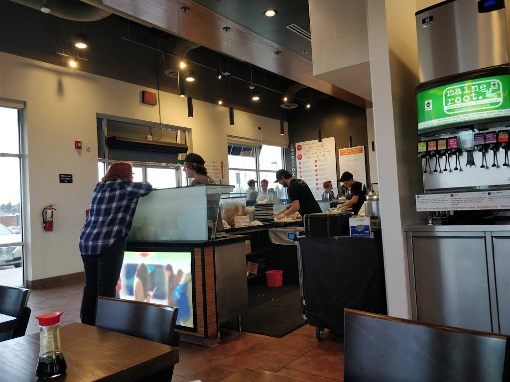 Motomaki - Sushi Burritos and Bowls | restaurant | 14650 W Colfax Ave, Lakewood, CO 80401, USA | 7202629400 OR +1 720-262-9400