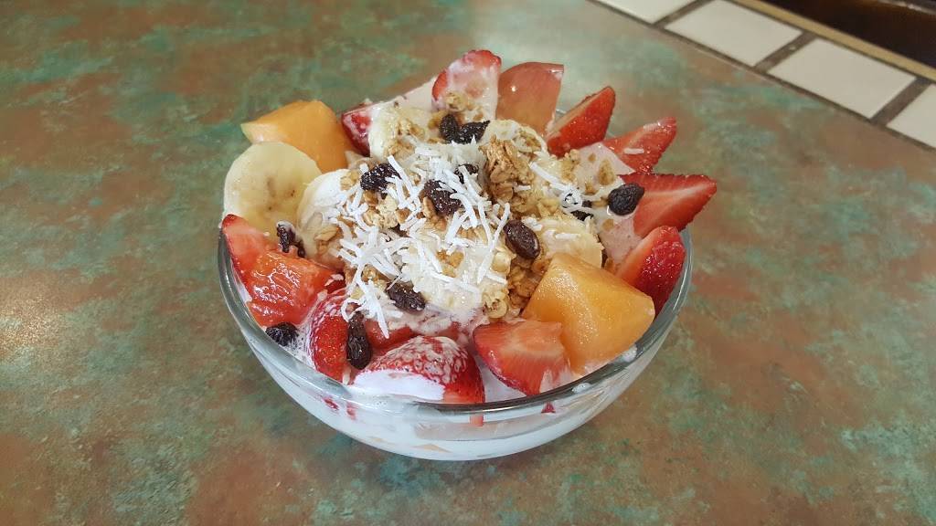 Guadalajara Fruit Bar | restaurant | 811 Texas St, Fairfield, CA 94533, USA | 7074212449 OR +1 707-421-2449