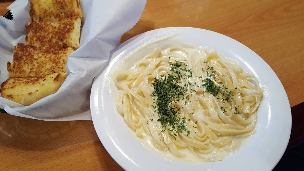 Reds Place | restaurant | 8136 US Route 60, Ashland, KY 41102, USA | 6065850056 OR +1 606-585-0056