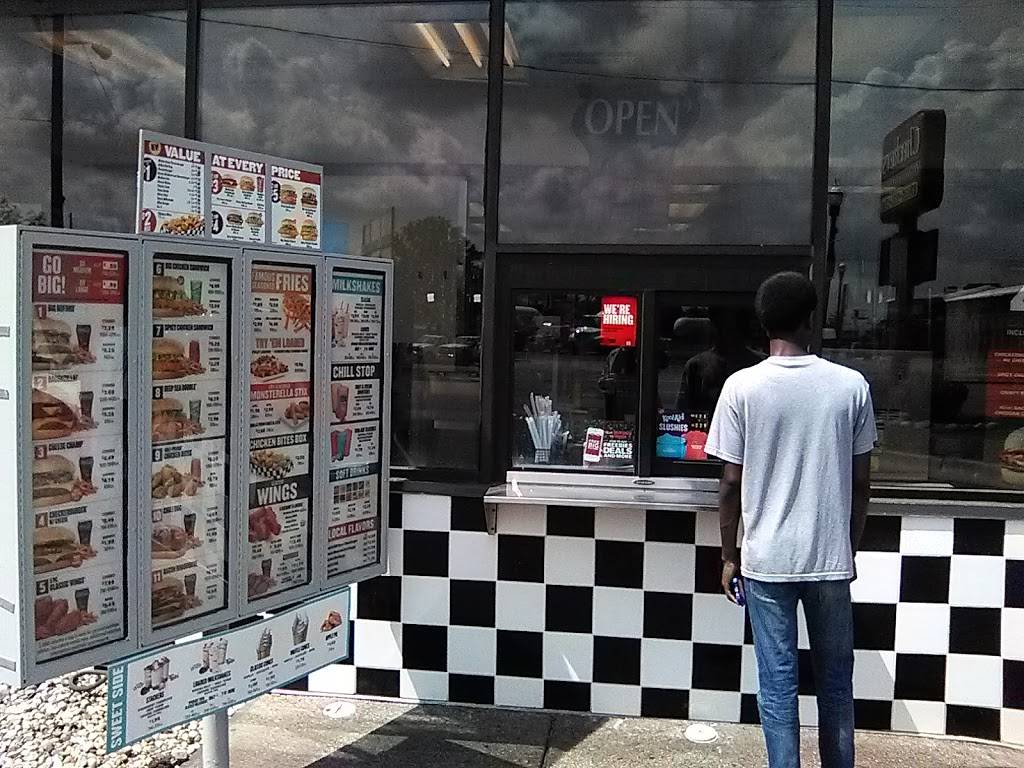 Checkers | restaurant | 575 E Michigan Ave, Kalamazoo, MI 49007, USA | 2693436995 OR +1 269-343-6995