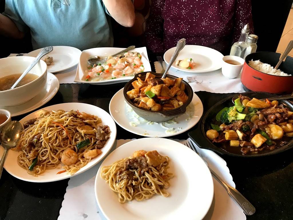 Red Ginger China Bistro | restaurant | 1185 Magnolia Ave #G.H.J, Corona, CA 92879, USA | 9517372878 OR +1 951-737-2878