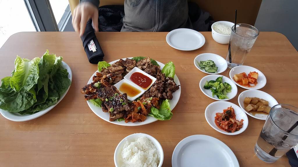 Gogi Bros. House | restaurant | 6407 City W Pkwy STE C-7, Eden Prairie, MN 55344, USA | 9529414644 OR +1 952-941-4644