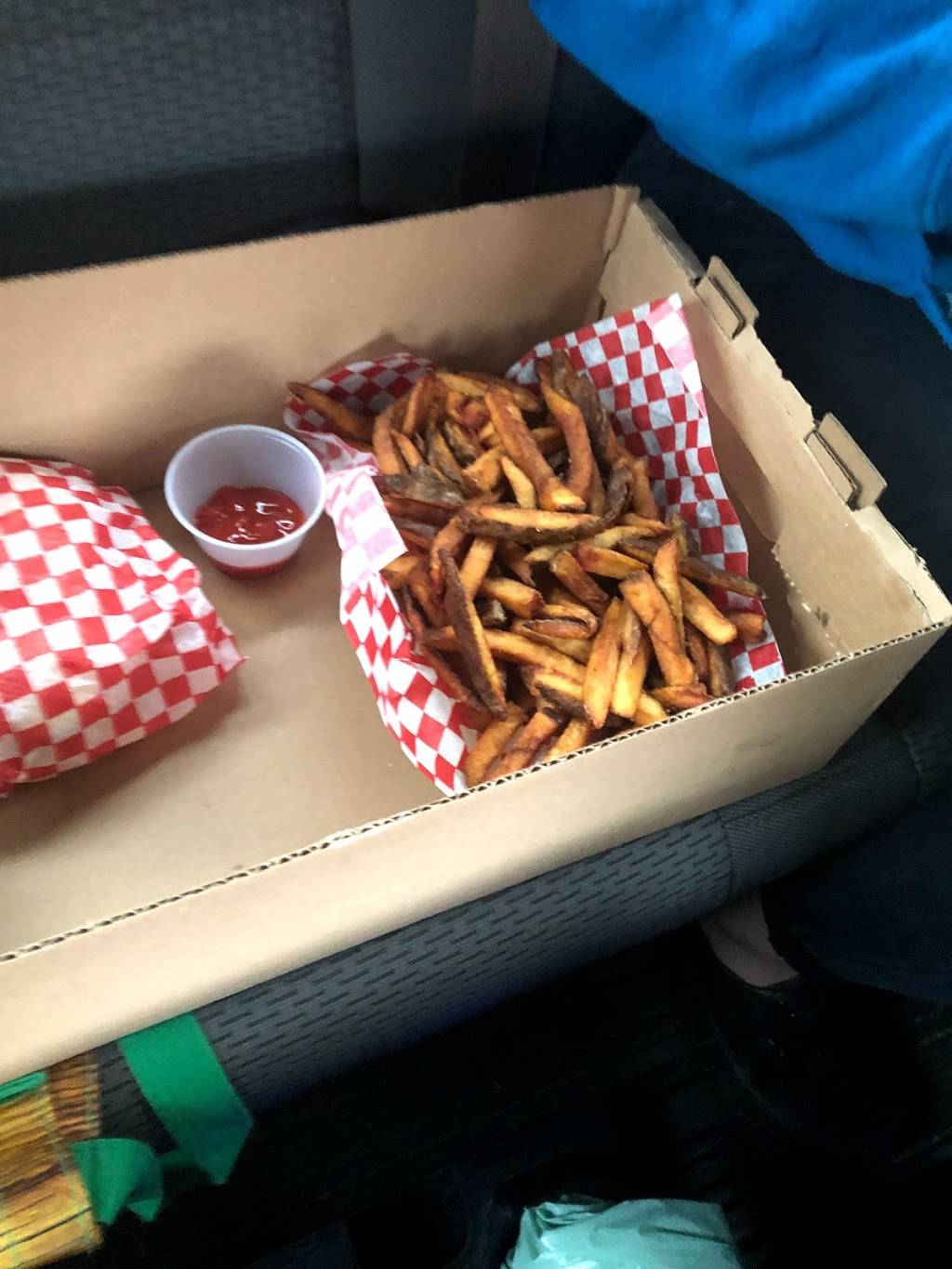 Kellys Cove | restaurant | 259 Cedar Dr, Turkey Point, ON N0A 1T0, Canada | 5194266666 OR +1 519-426-6666