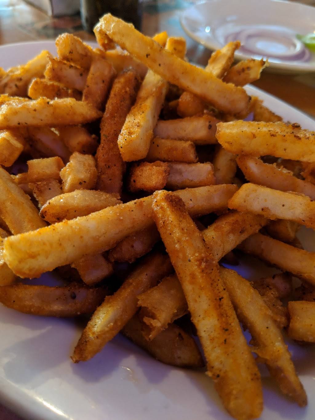 The 4s Sports Pub | restaurant | 666 Waverly St, Framingham, MA 01702, USA | 5088791579 OR +1 508-879-1579