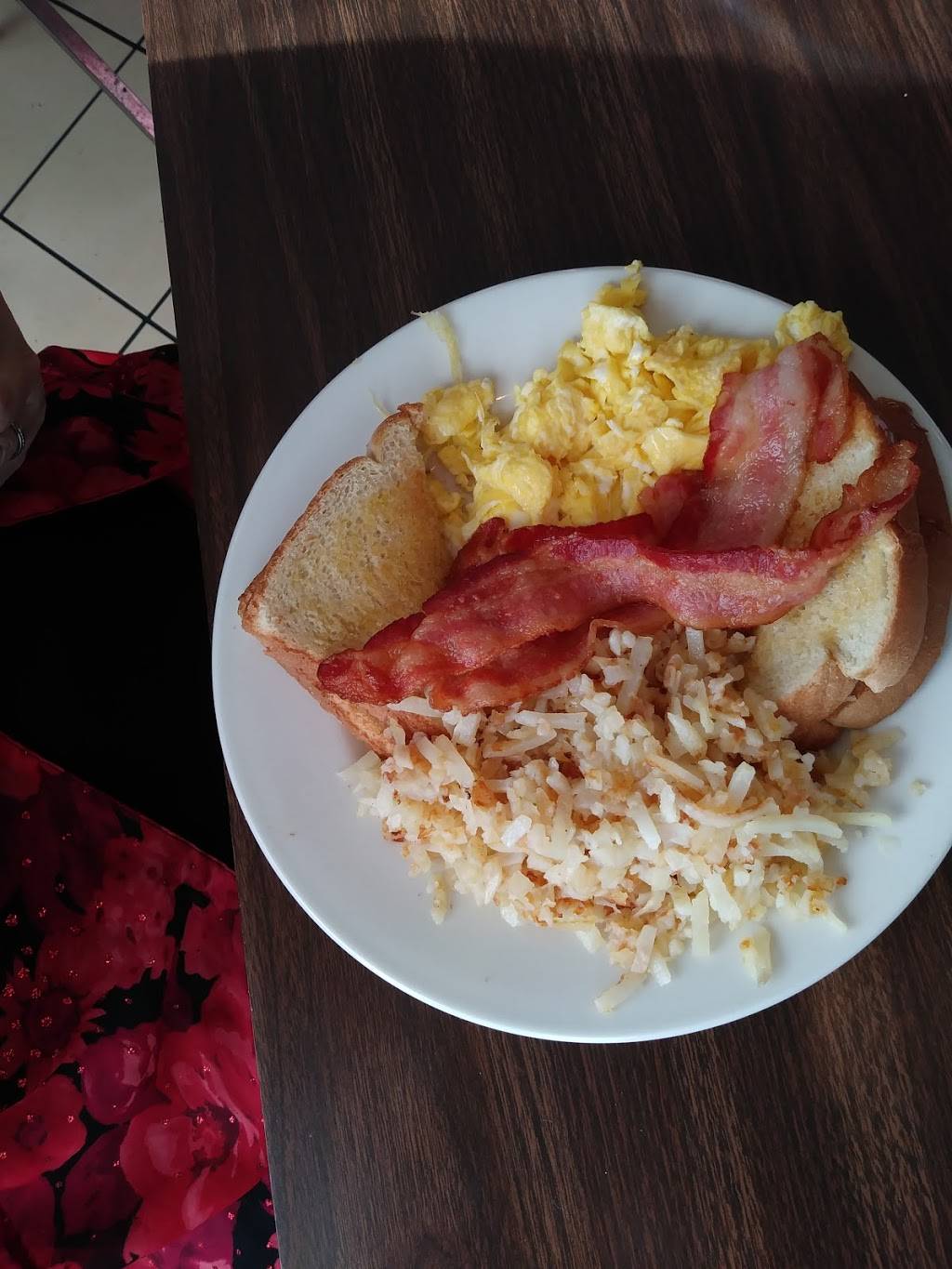 Annettes Country Cooking & Seafood | restaurant | 1601 N Morrison Blvd, Hammond, LA 70401, USA | 9854297700 OR +1 985-429-7700