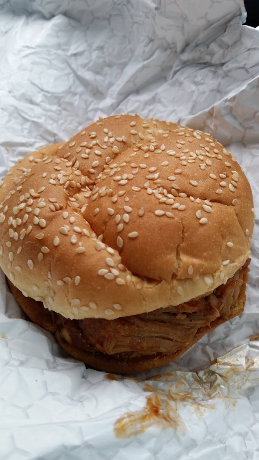 Burger 81 | restaurant | 3900 Wilder Rd, Bay City, MI 48706, USA | 9896861690 OR +1 989-686-1690